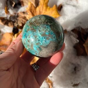 Gibbsite (1) Sphere | crystal